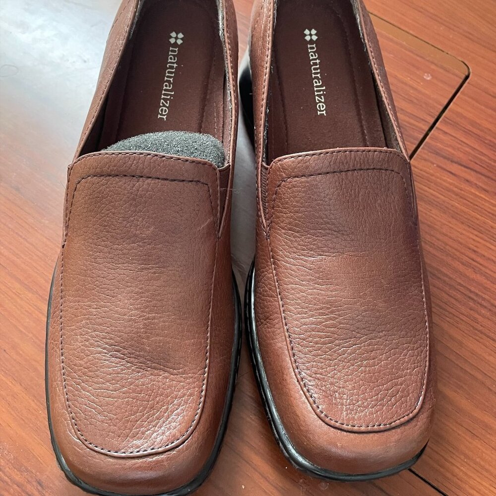 Women's Naturalizer Reber Brown Leather Slip-on Loafers - BRAND NEW, NEVER WORN